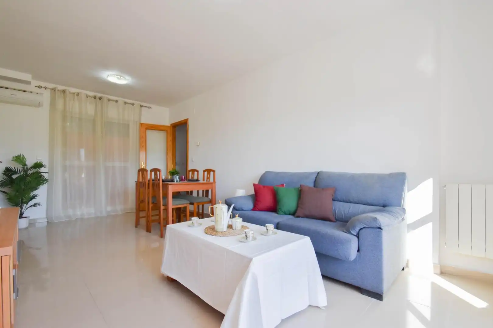 Sala de estar de Piso en venta en Atarfe con Aire acondicionado, Calefacción y Trastero