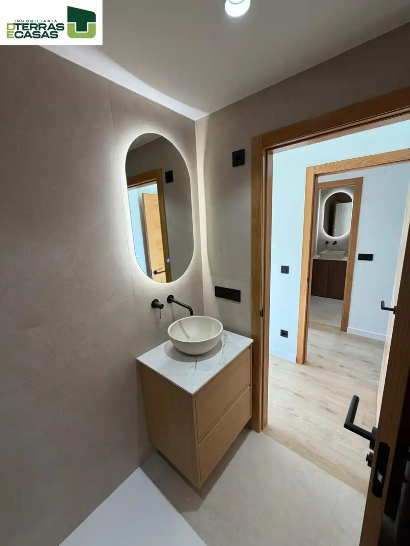 Badezimmer von Wohnung zum Verkauf in A Illa de Arousa 