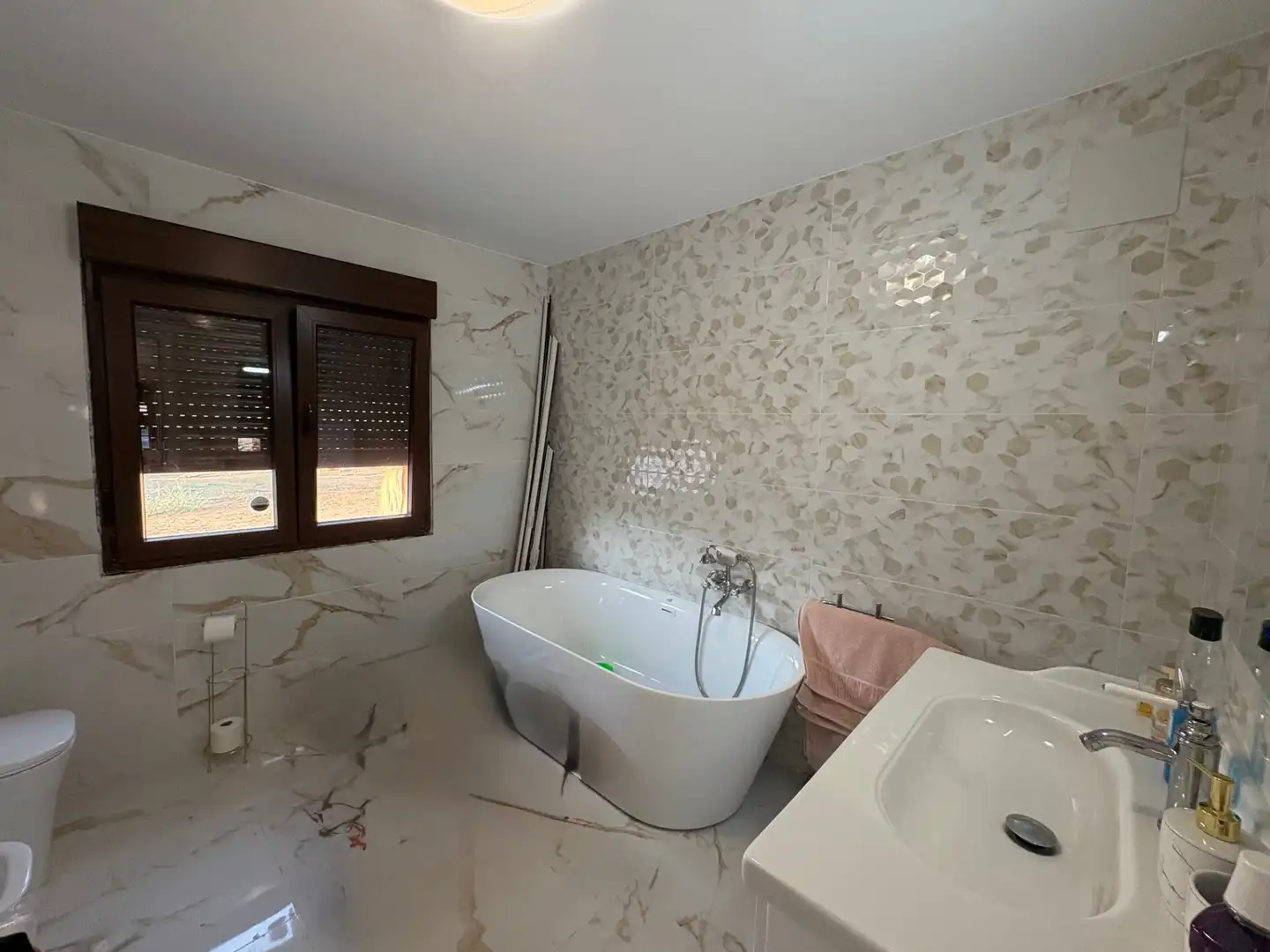 Bathroom of Houses for sale in Mérida  with Air Conditioner, Heating and Private garden