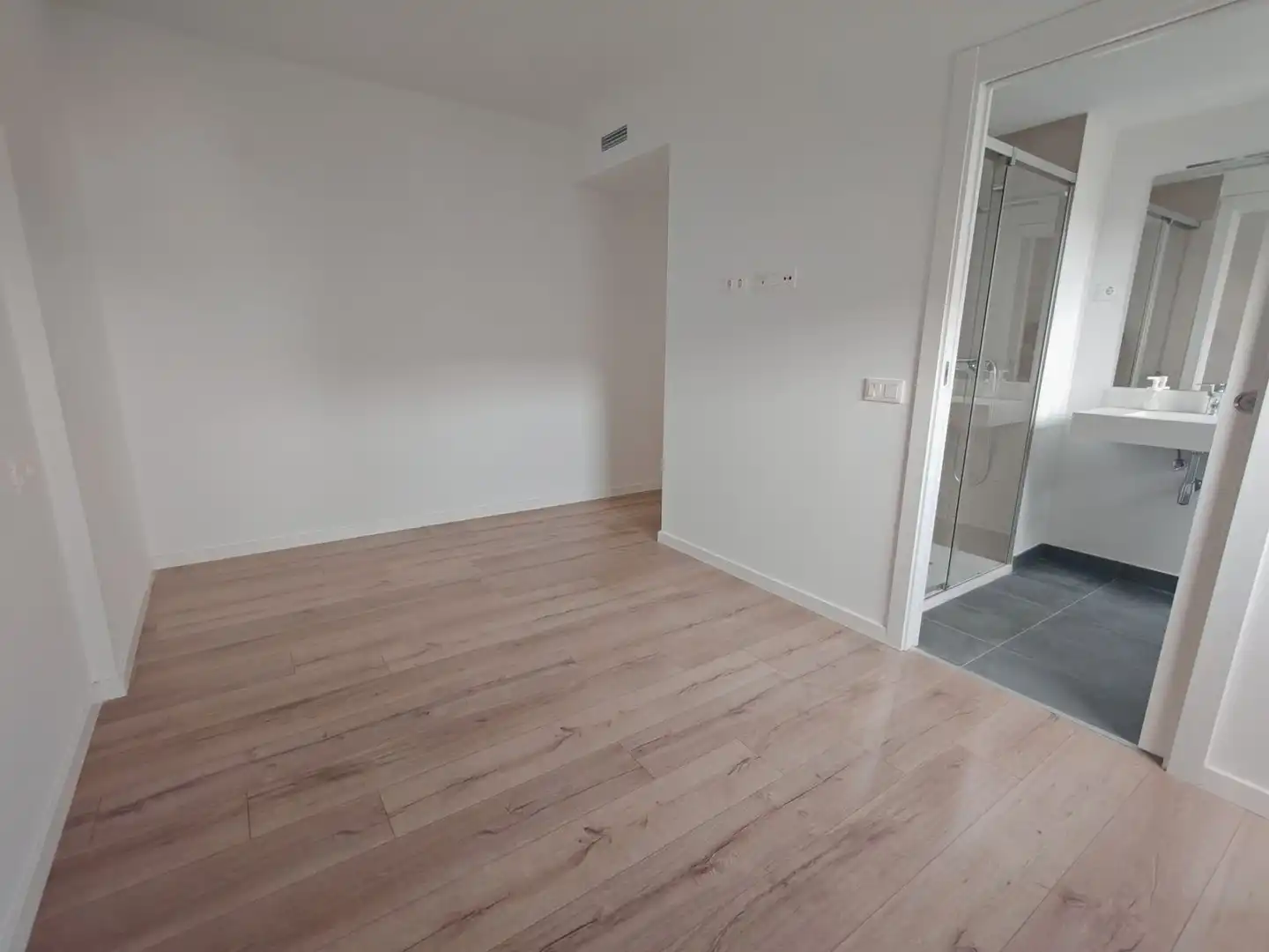 Bedroom of Flat for rent in Barberà del Vallès  with Air Conditioner, Heating and Parquet flooring