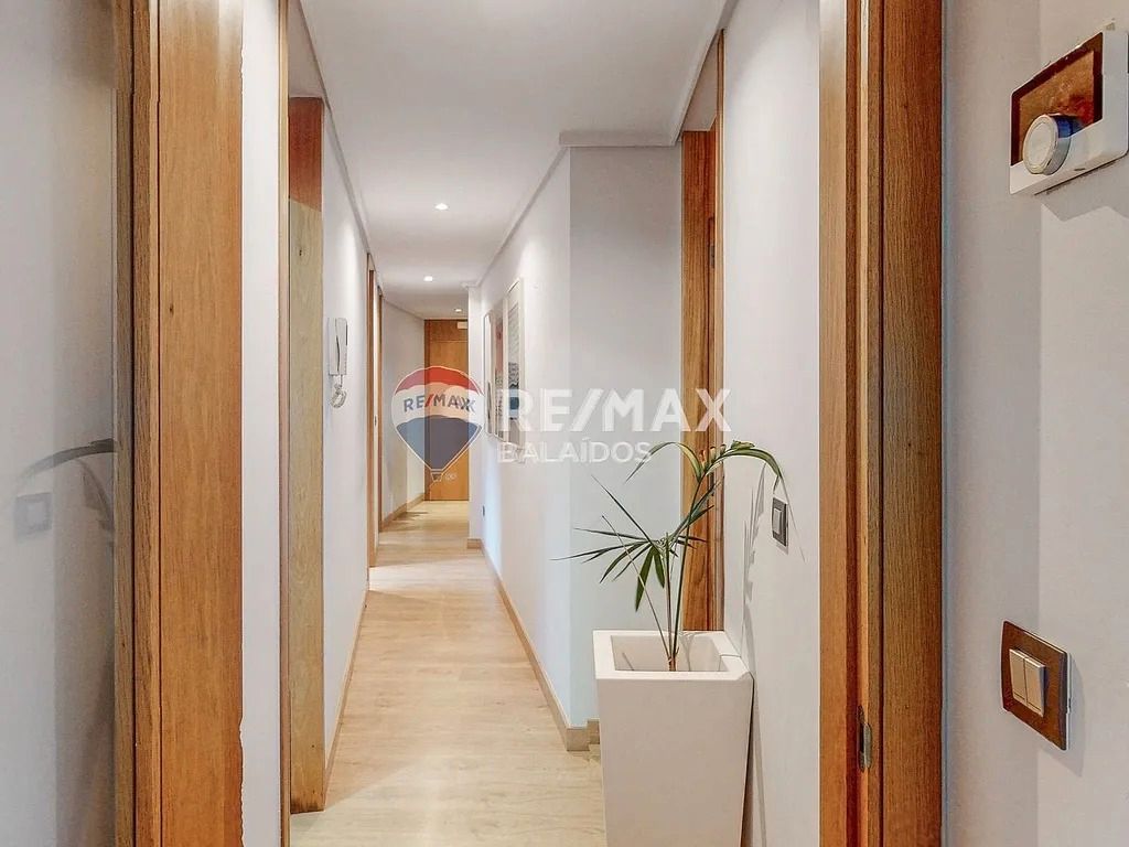 Piso en venta en Vigo  con Calefacción y Trastero