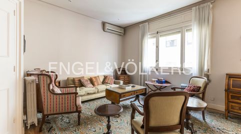 Photo 2 of Flat for sale in Almagro, Madrid Capital