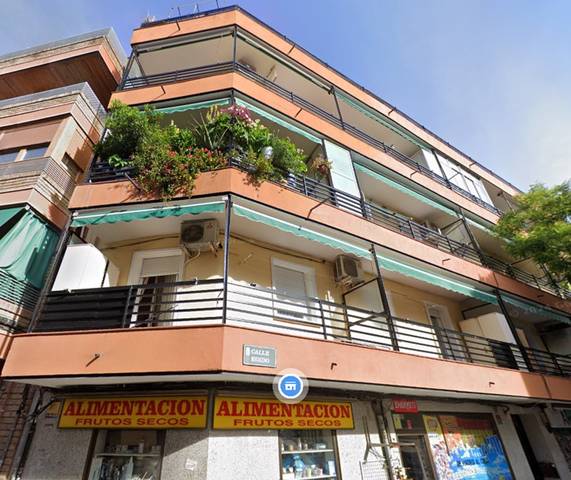 Piso en Venta en C/ Ángeles en Centro