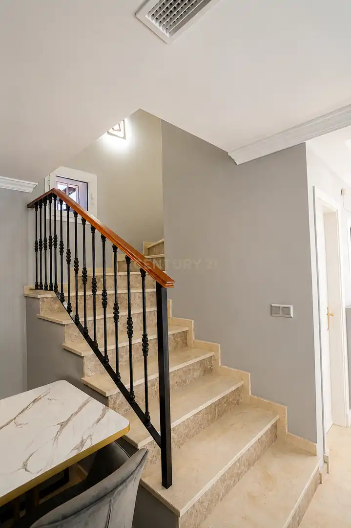 Houses for sale in Marbella  with Air Conditioner, Private garden and Oven