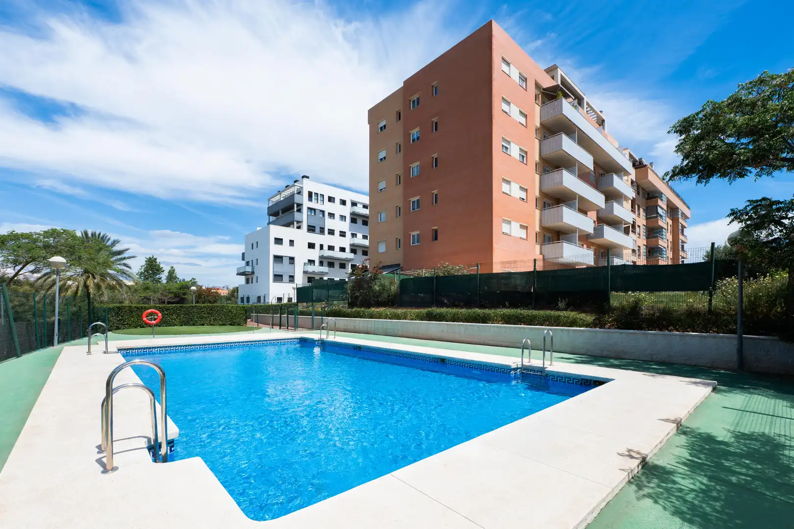 Piscina de Pis en venda en Málaga amb Aire condicionat, Terrassa i Traster