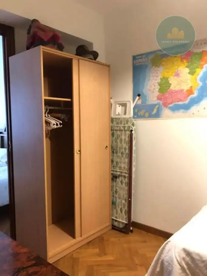 Habitación de Piso de alquiler en A Coruña Capital  con Calefacción y Amueblado