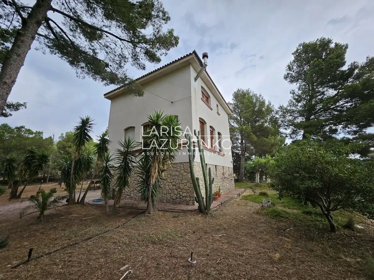 Vista exterior de Casa o chalet en venta en Riudecanyes con Aire acondicionado, Calefacción y Trastero