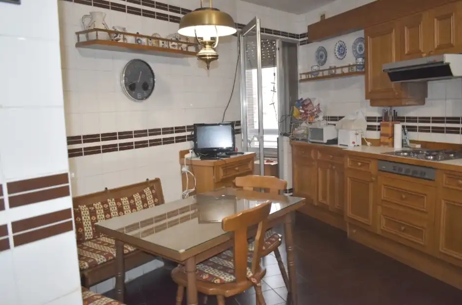 Küche von Wohnung zum Verkauf in Valladolid mit Parkett, Terrasse und Abstellraum
