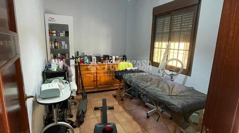 Foto 3 de Casa adosada en venda a Mairena del Alcor, Sevilla