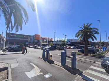 Locale commerciale in affitto a Juncal
