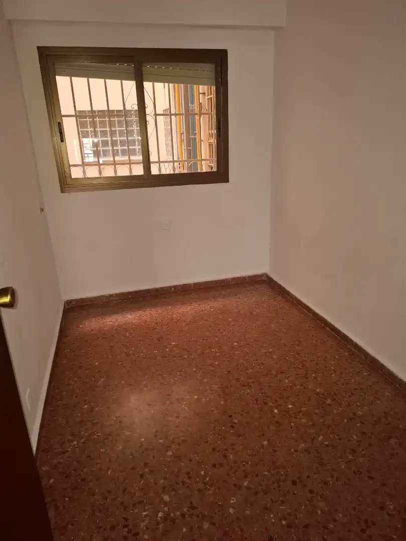 Dormitori de Pis en venda en Valencia amb Aire condicionat, Jardí privat i Forn
