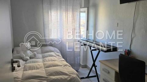 Foto 4 de Pis en venda a Colonia Requena, Colonia Requena, Alicante