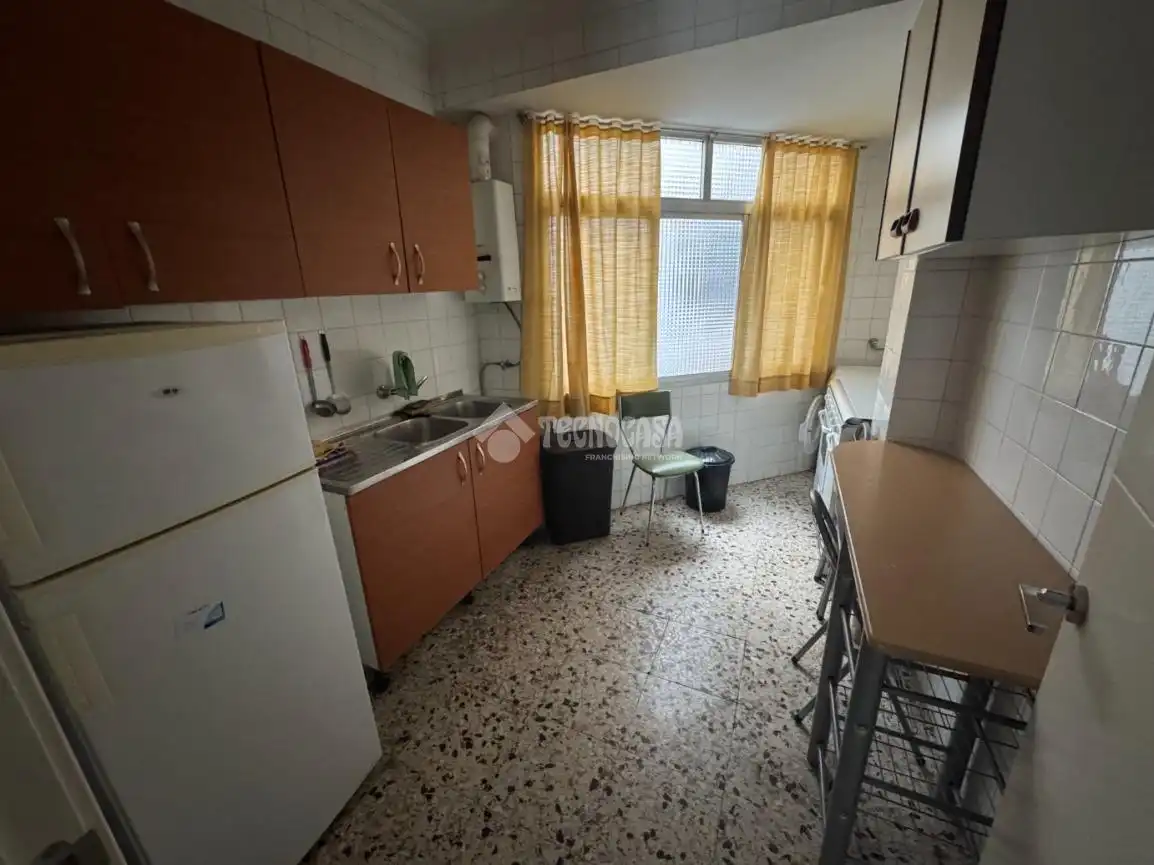 Kitchen of Flat for sale in Sevilla  with Air Conditioner