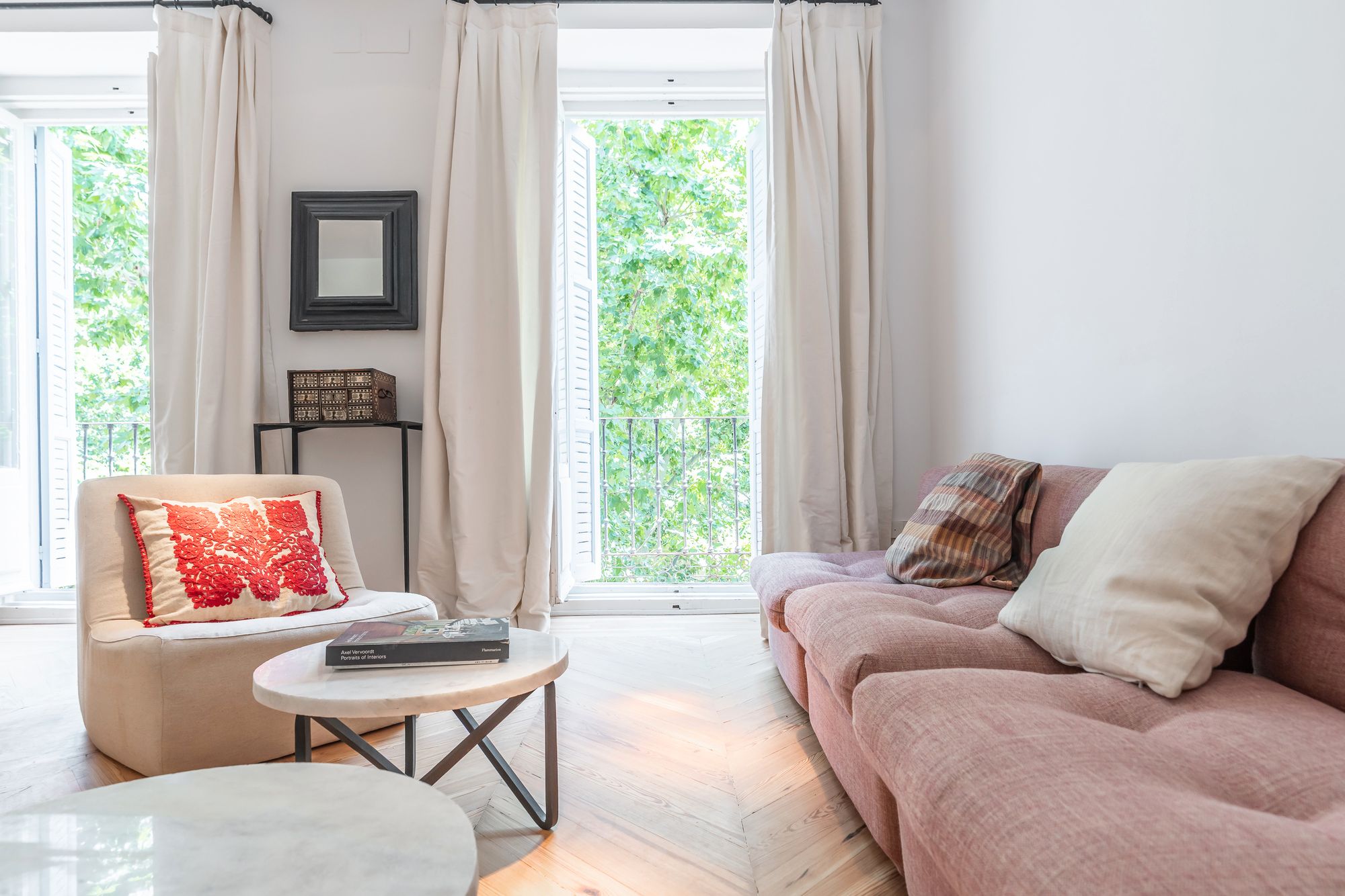 Sala de estar de Piso en venta en  Madrid Capital con Calefacción y Balcón