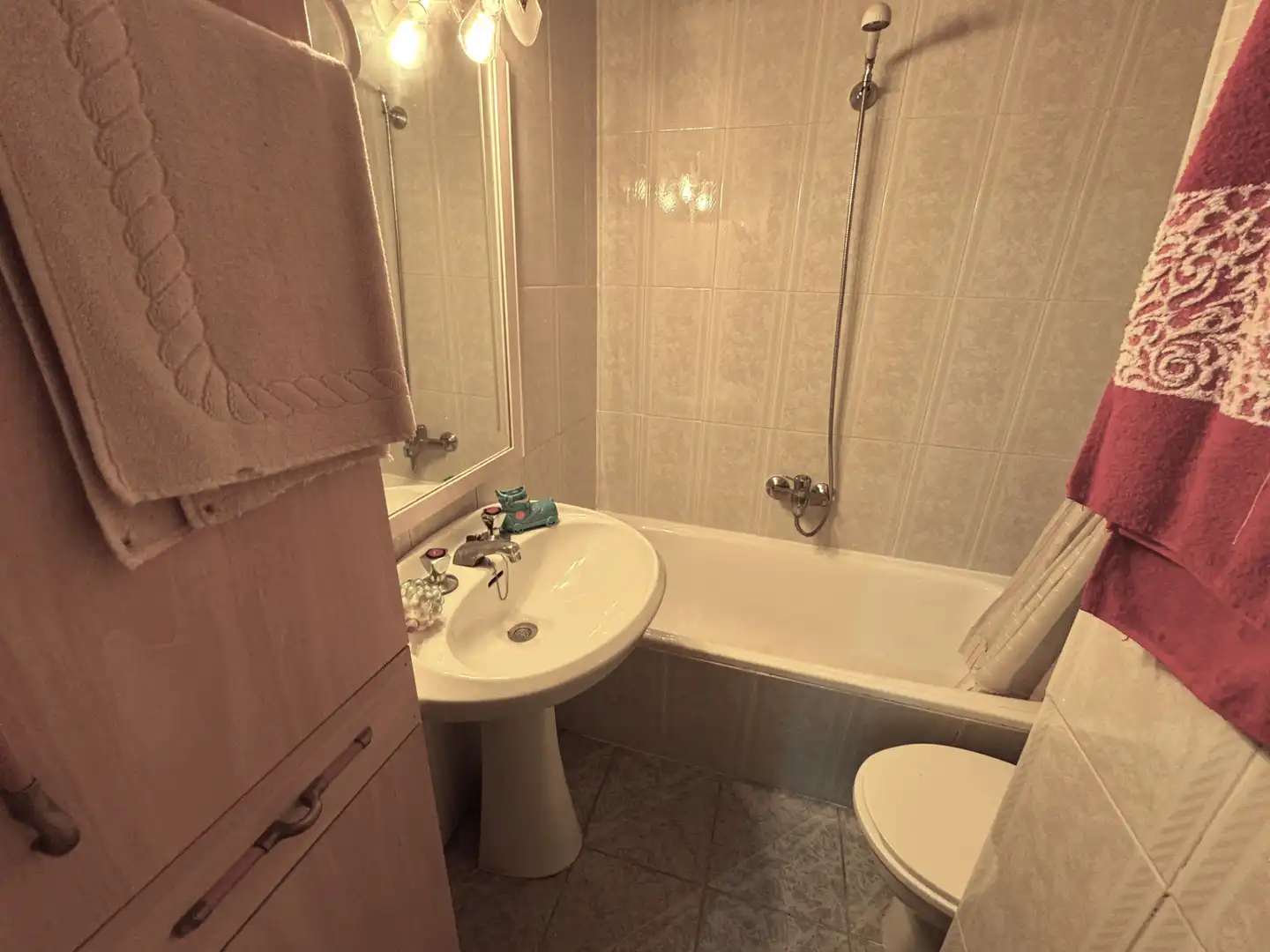 Bathroom of Houses for sale in Petrer  with Furnished