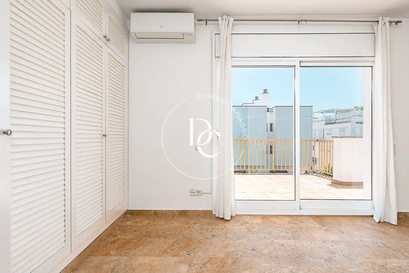 Casa con jardín en venta en Avinguda Mare de Déu de Montserrat, imagen 12