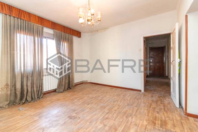 Piso en Venta en Calle de Jesús del Gran Poder en Moscardó