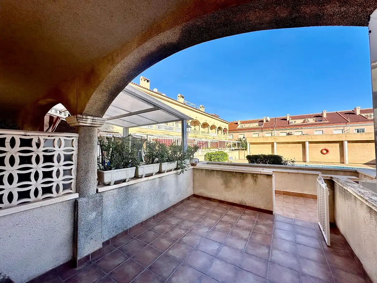 Terrassa de Casa adosada en venda en Santa Pola amb Aire condicionat, Jardí privat i Terrassa