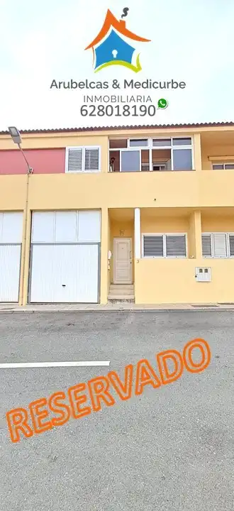 Vista exterior de Casa adosada en venta en Cardones