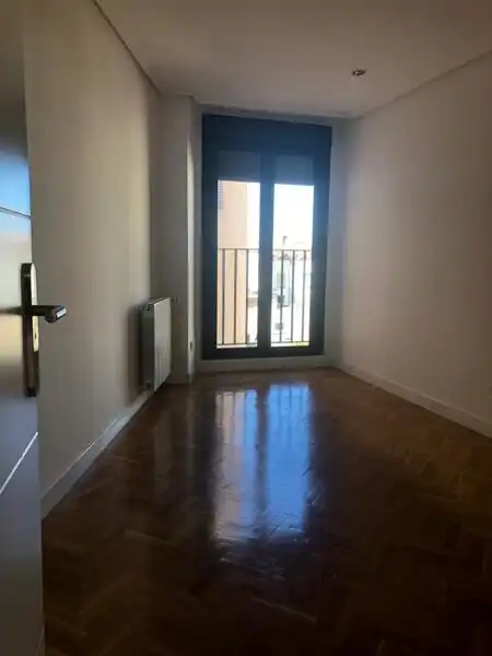 Wohnung zur Miete in Universidad - Malasaña