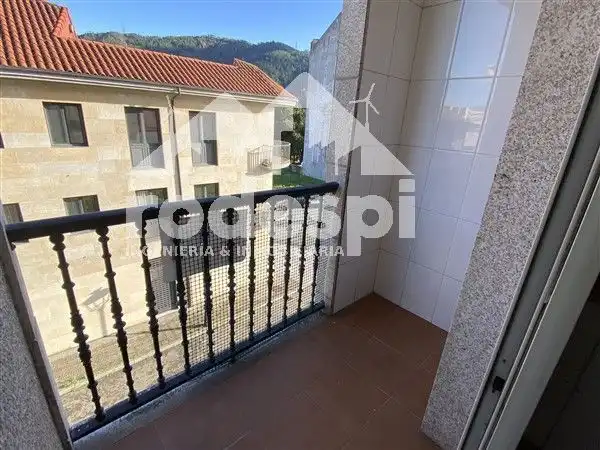 Terrasse von Wohnung zur Miete in Ribadavia mit Heizung und Abstellraum