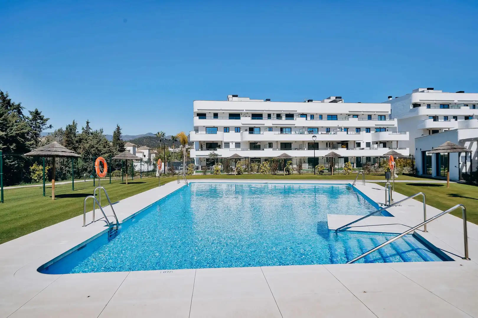 Piscina de Apartament en venda en Estepona amb Terrassa