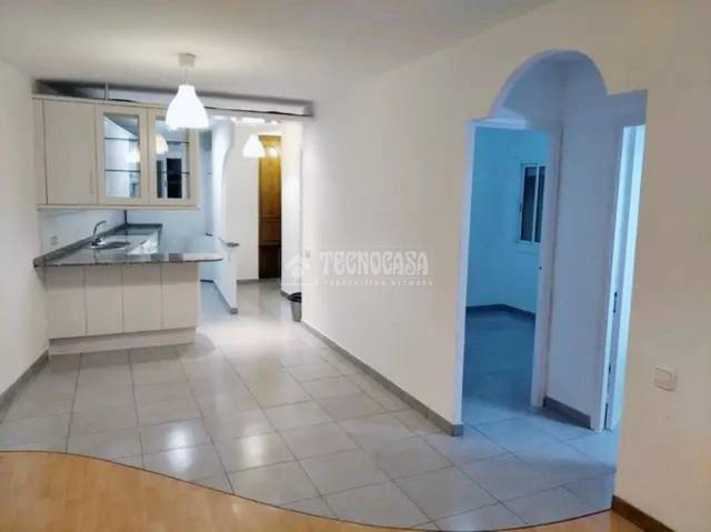 Piso en Venta en El Carmel