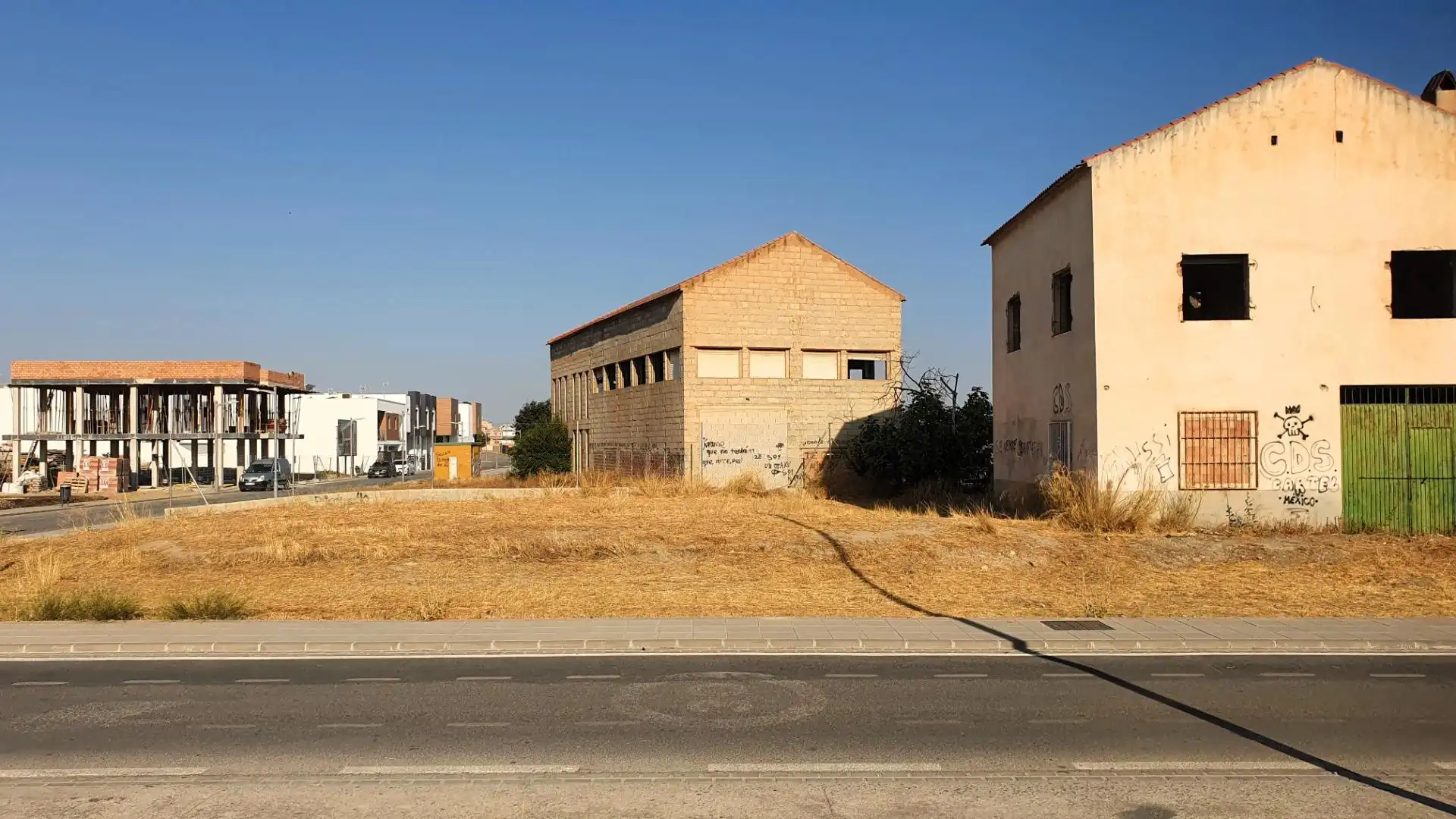 Terreny residencial en venda a Avenida a, imagen 12