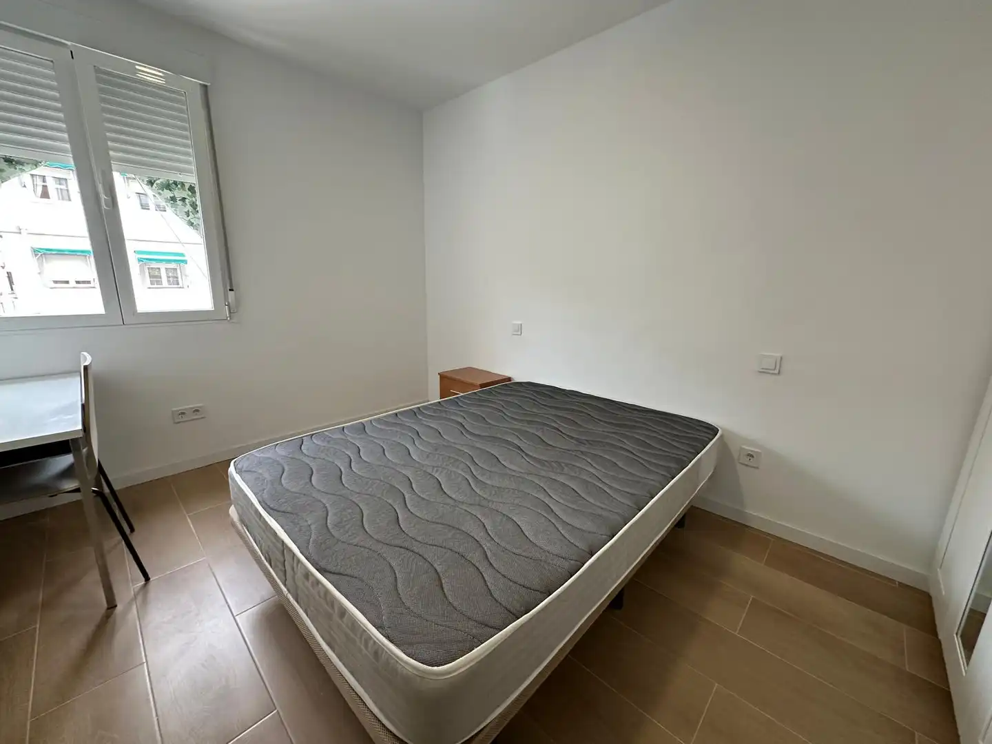 Bedroom of Flat for rent in Madrid  with Air Conditioner, Heating and Furnished