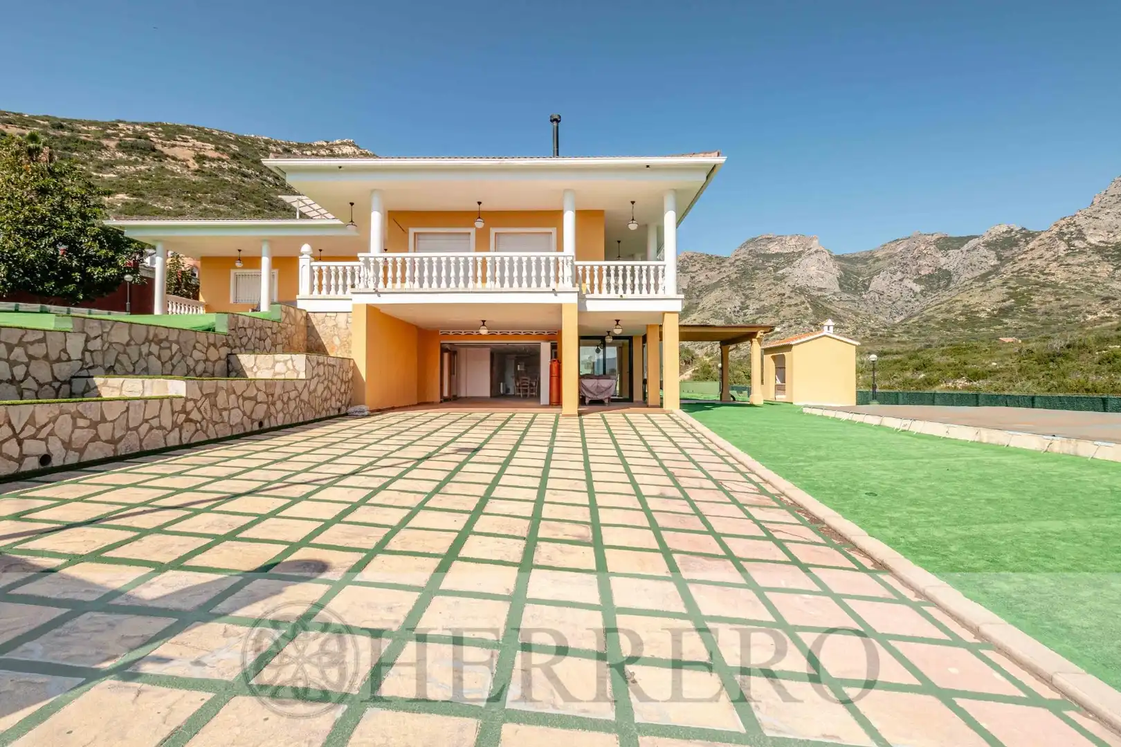 Vista exterior de Casa o chalet en venta en Gandia con Aire acondicionado, Calefacción y Jardín privado