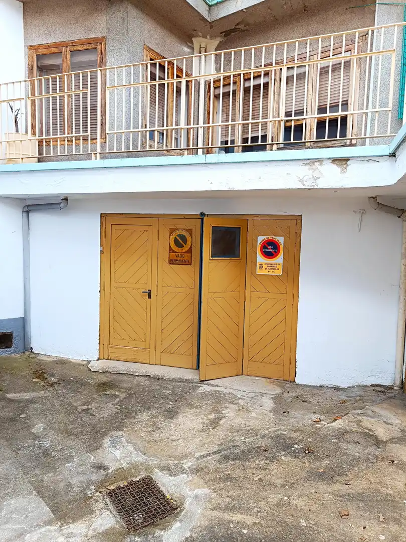 Parking of Flat for sale in Barruelo de Santullán  with Parquet flooring, Terrace and Furnished