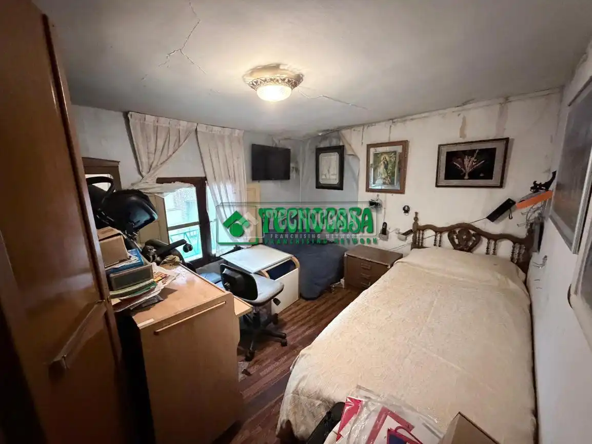Habitación de Casa adosada en venta en Méntrida