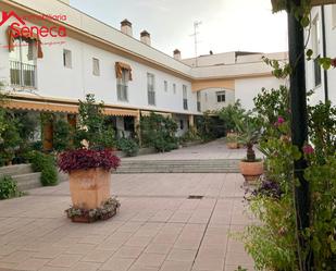 Jardí de Pis de lloguer en  Córdoba Capital amb Aire condicionat i Calefacció