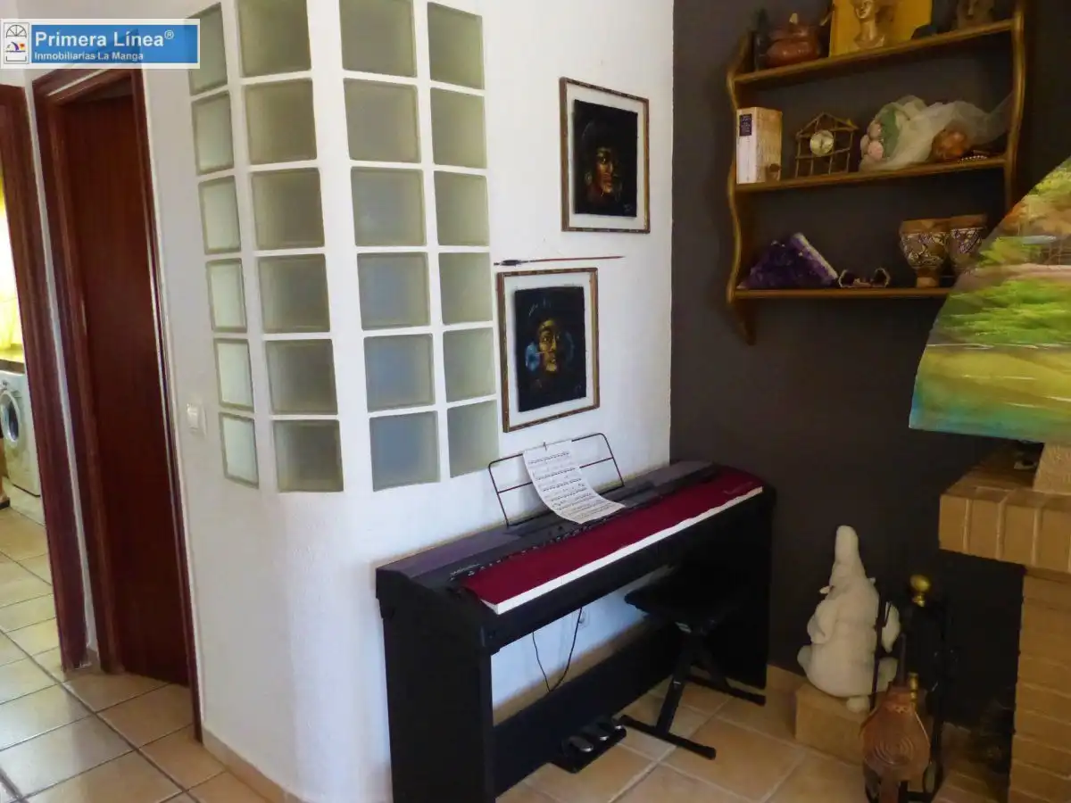 Casa adosada en venta en Cartagena con Jardín privado, Trastero y Amueblado