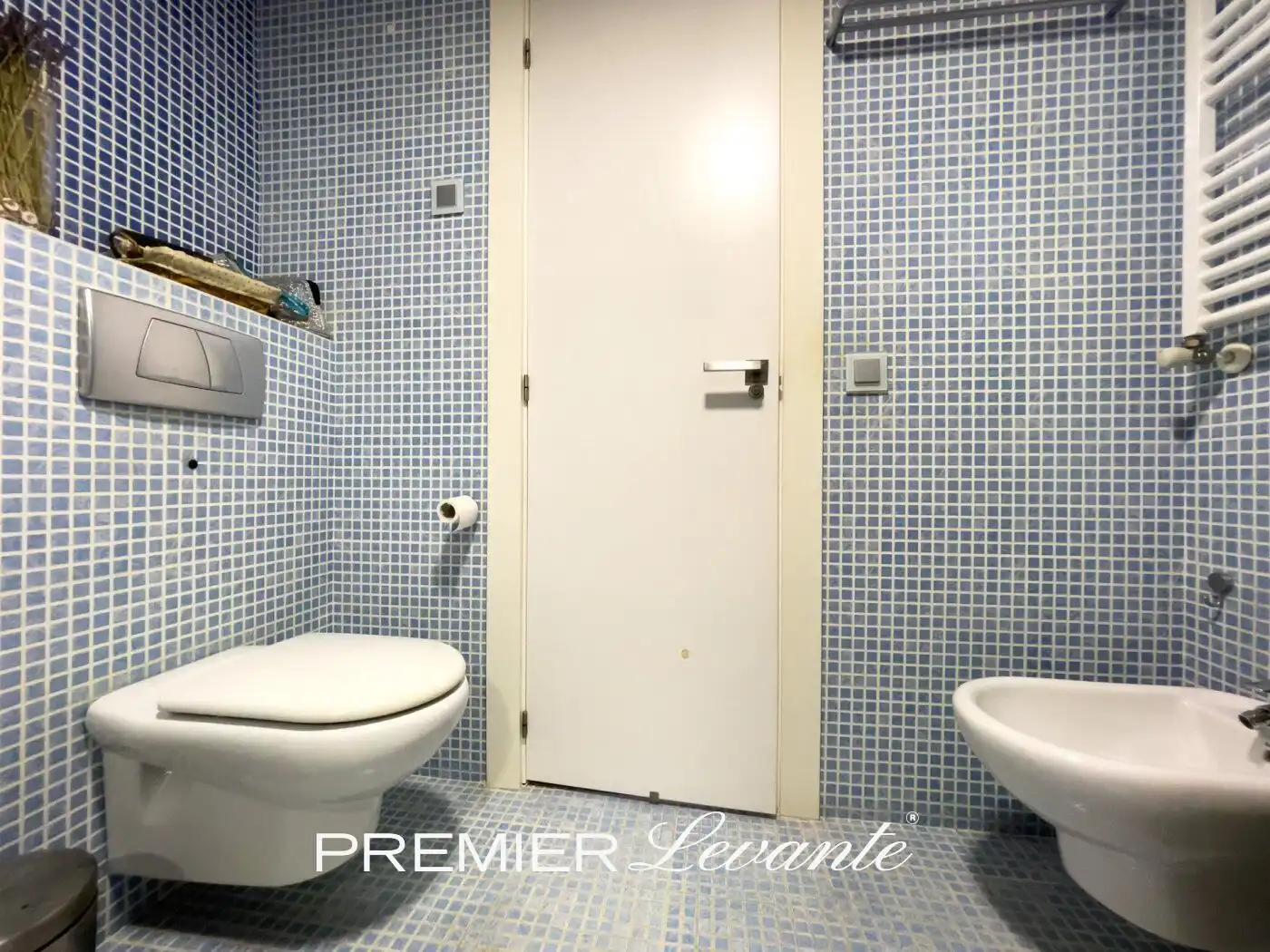 Baño de Piso en venta en Alicante / Alacant con Aire acondicionado, Calefacción y Jardín privado
