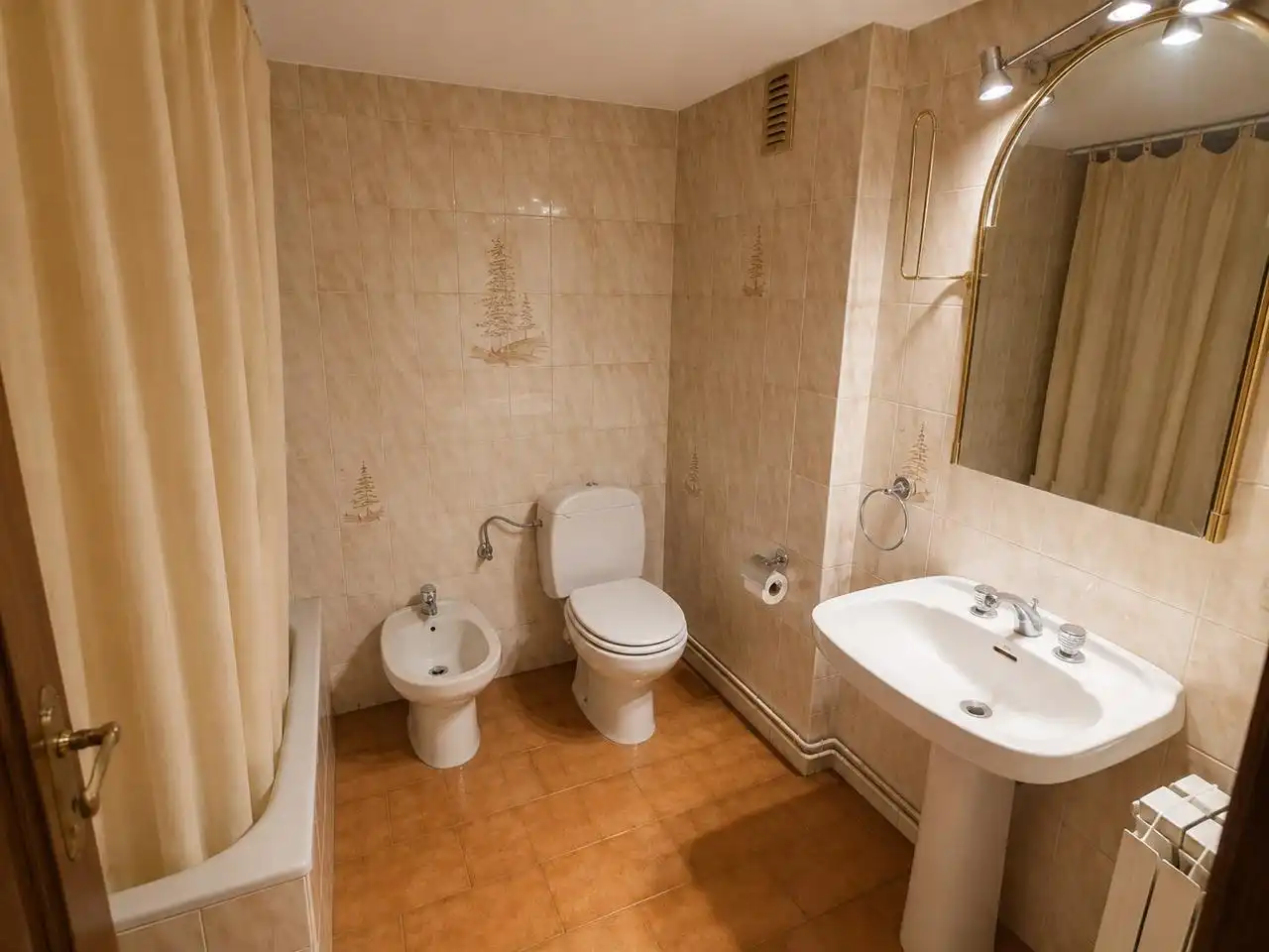 Baño de Piso en venta en Zaragoza con Calefacción, Parquet y Terraza