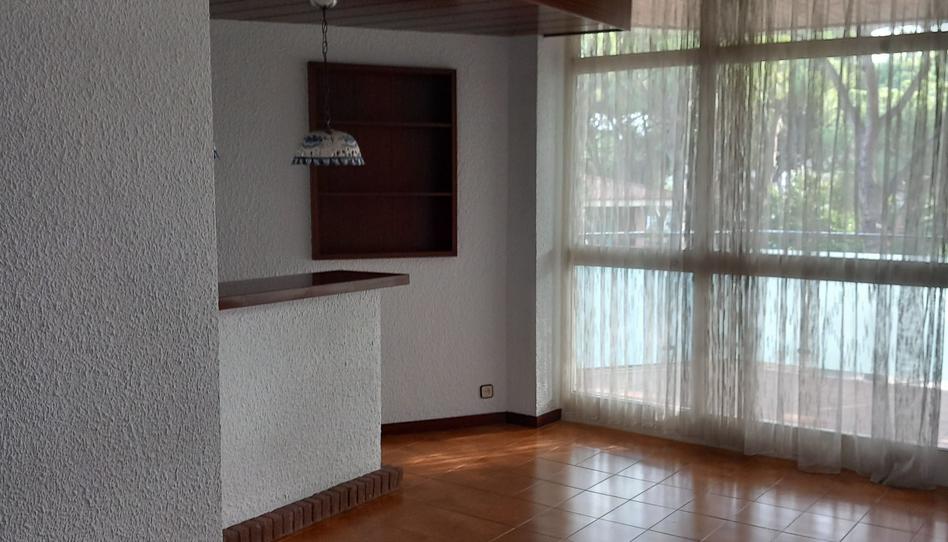 Foto 1 de Pis de lloguer a 21, La Pineda, Barcelona