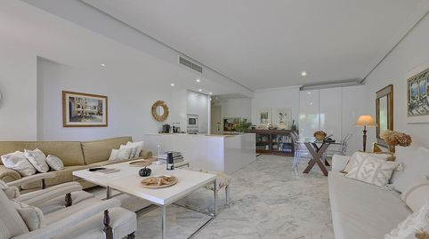 Foto 5 de Piso en venta en Bahía de Marbella, Marbella