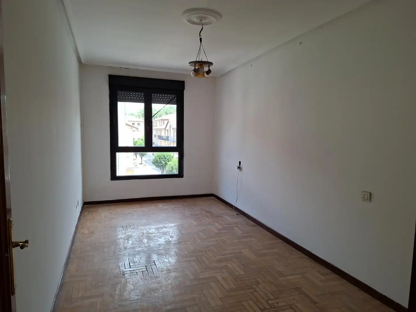 Sala de estar de Dúplex en venta en Laviana con Parquet y Trastero