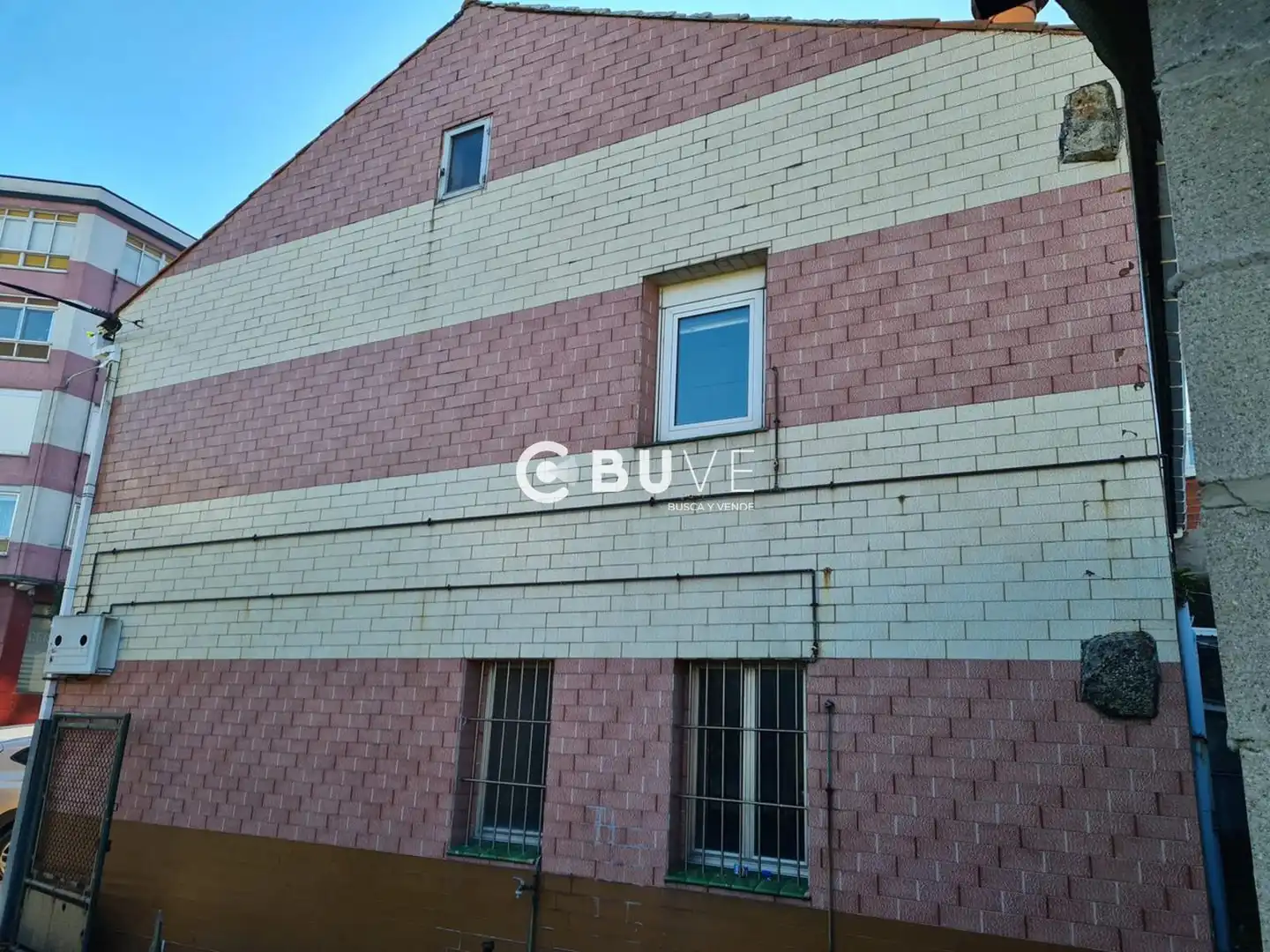 Vista exterior de Casa o xalet en venda en Arteixo amb Calefacció, Terrassa i Traster