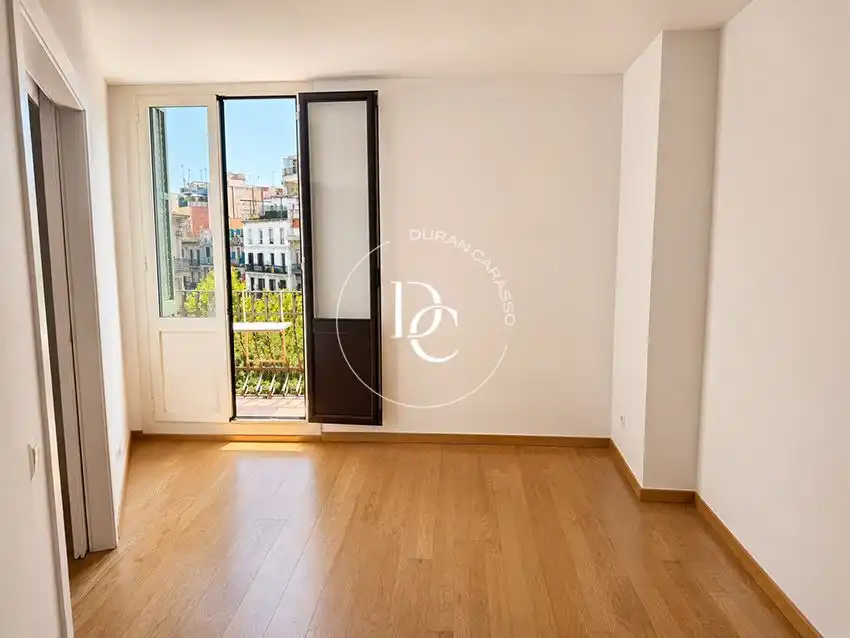 Piso con terraza en venta en Carrer d'Aribau, imagen 2