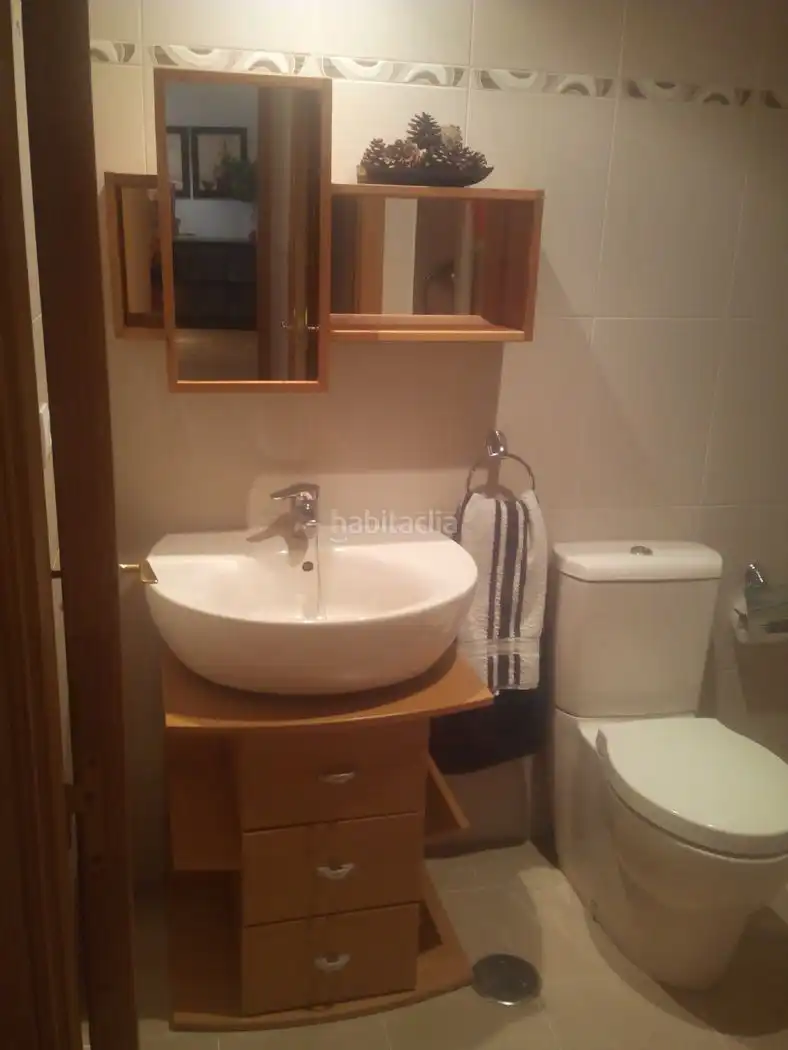 Piso con ascensor en venta en Calle Luxemburgo 5