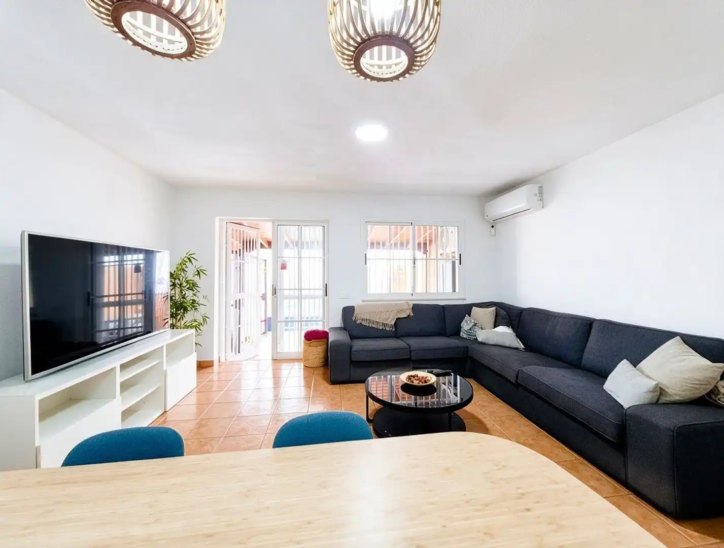 Living room of Houses for sale in Arucas  with Private garden, Terrace and Storage room