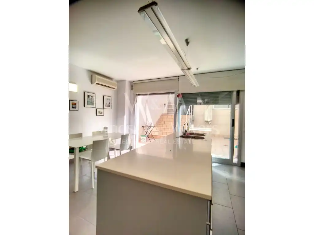 Cocina de Piso en venta en L'Hospitalet de Llobregat
