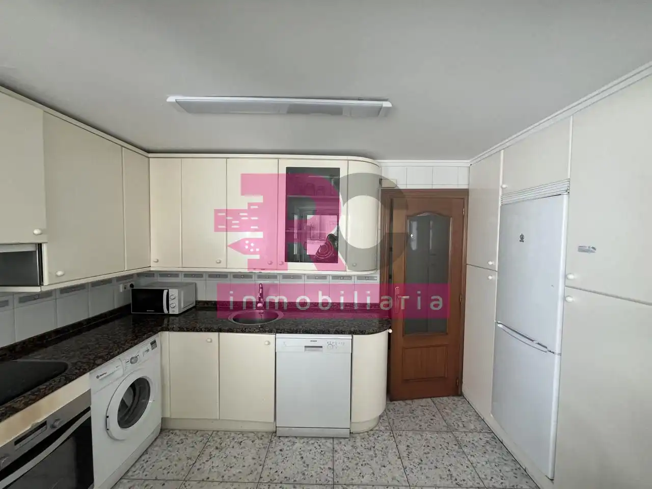 Piso con terraza en venta en San Bernardo - Carmelitas - Campus, imagen 3