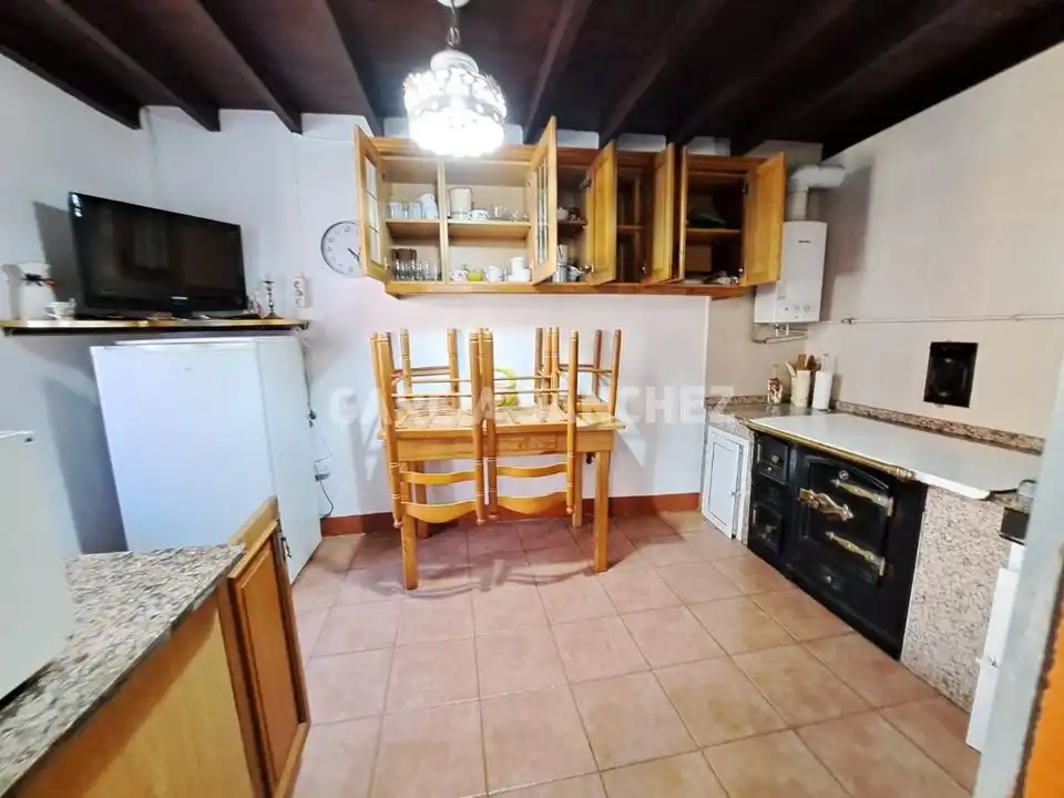 Kitchen of Houses for sale in Outes  with Furnished