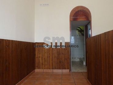 Local comercial de lloguer a Centro
