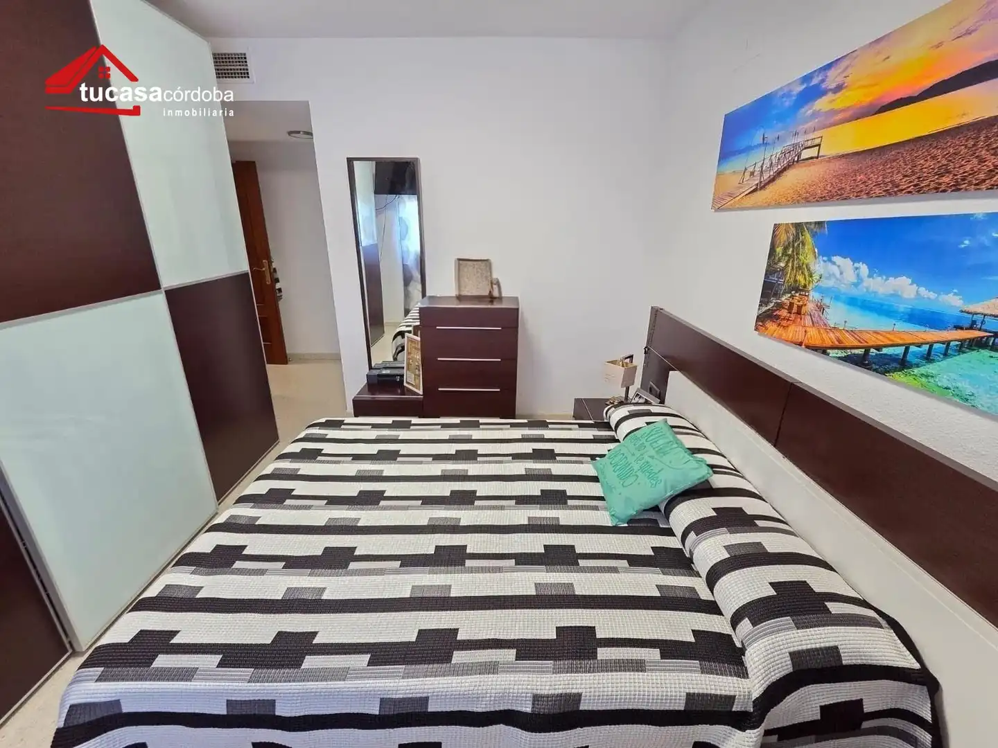 Schlafzimmer von Wohnung zum Verkauf in Córdoba mit Klimaanlage und Abstellraum