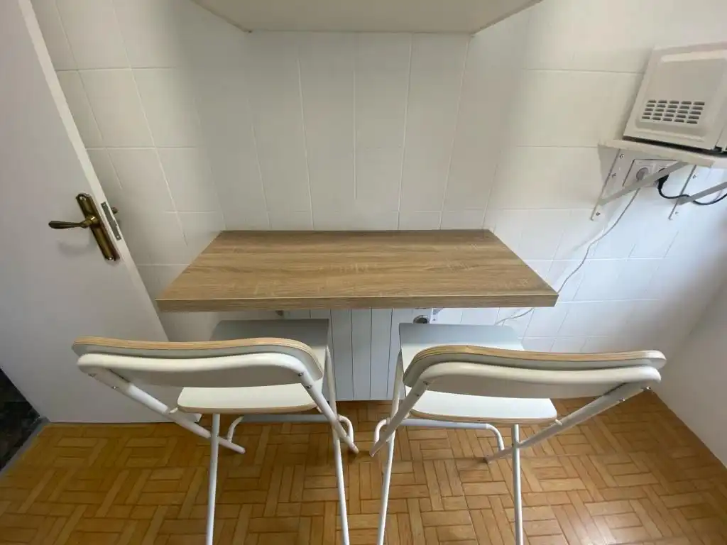 Habitació a Calle del Estroncio, 9, Los Rosales