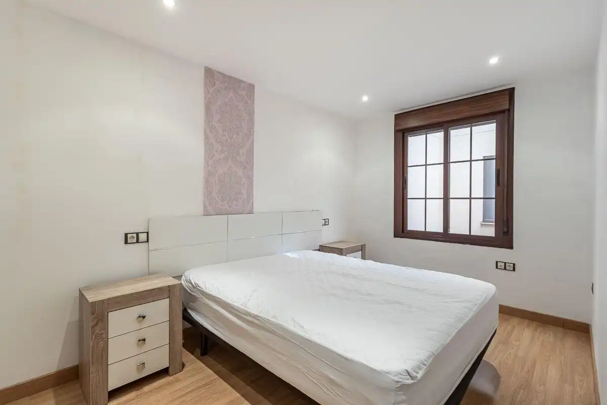 Habitación de Piso en venta en La Zubia con Aire acondicionado y Trastero